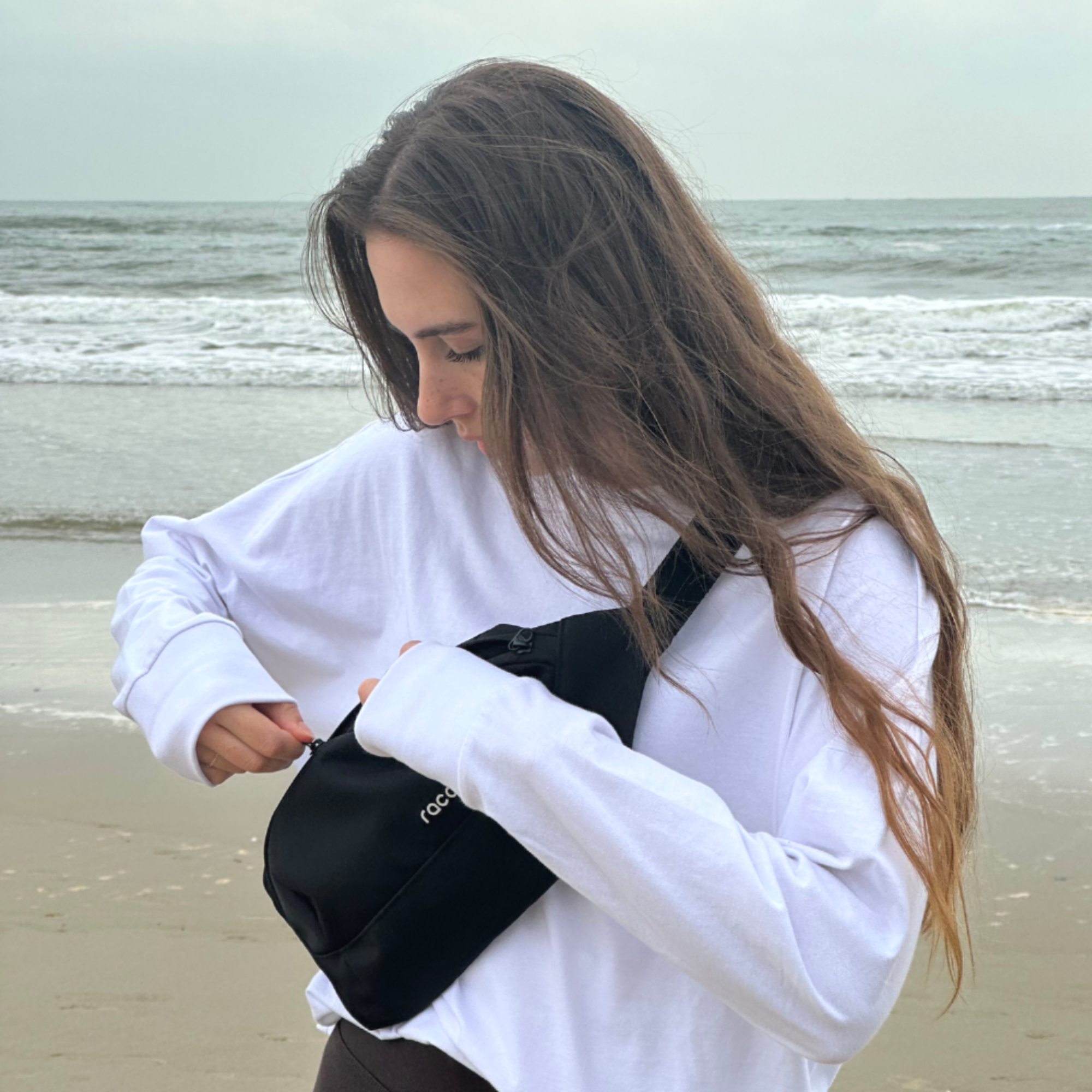 racoon shoulderbag